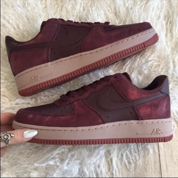NWT Nike Air Force  1 Premium Burgundy - Picture 7 of 9